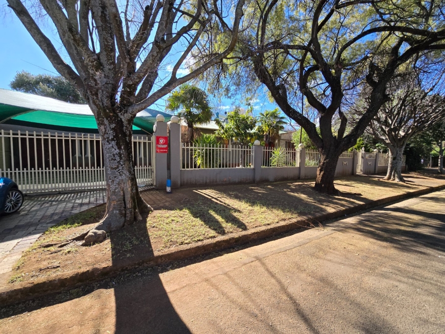 To Let 5 Bedroom Property for Rent in Westdene Free State